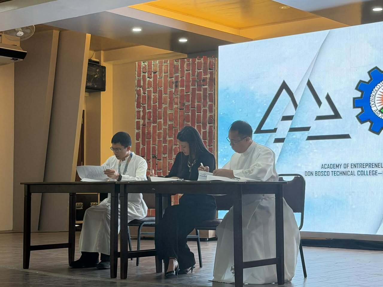 International Partnership with the Academy of Entrepreneurs